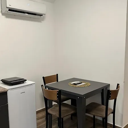Kovacevic Mkm Banja Vrujci 公寓 Gunjica